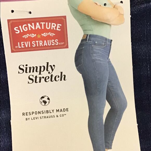 Levi Strauss simply stretch   Dark wash mid rise super skinny Jeans sz 4 - Picture 3 of 11